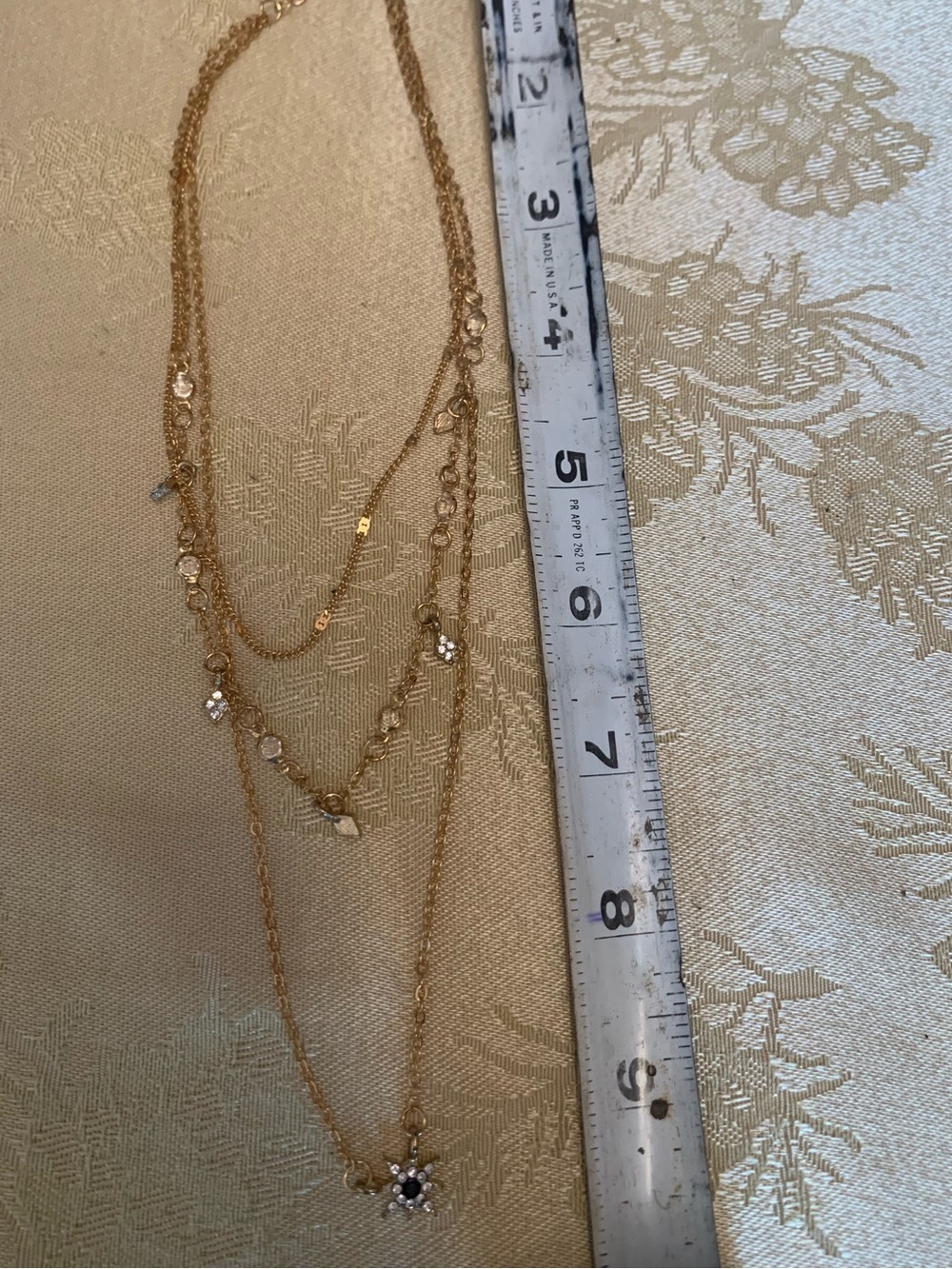Gold Layered Floral Pendant Necklace - Women Jewelry never worn